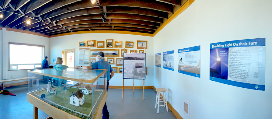 Volunteers at the Lighthouse Greeting Center Gift Shop